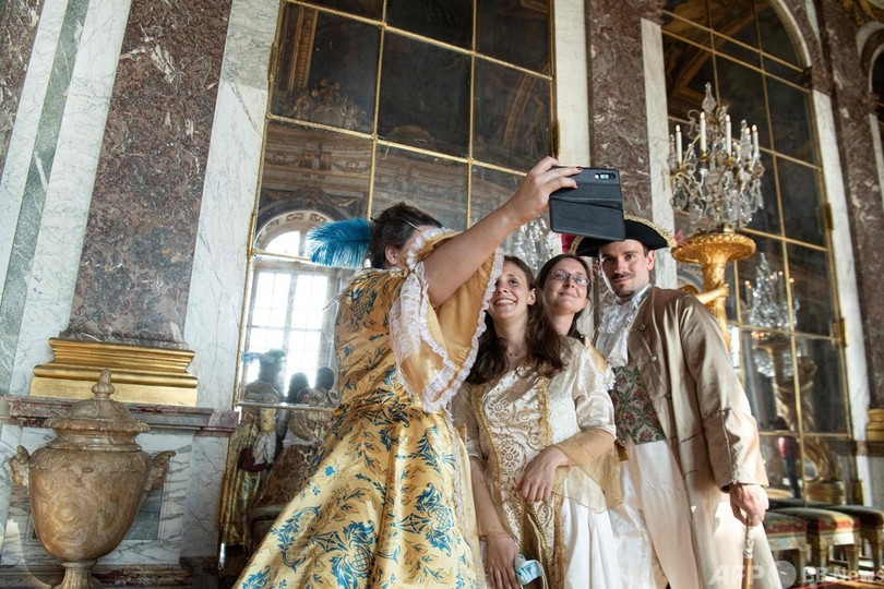仏ベルサイユ宮殿に華やぎ戻る 噴水ショーと舞踏会 写真17枚 国際ニュース Afpbb News