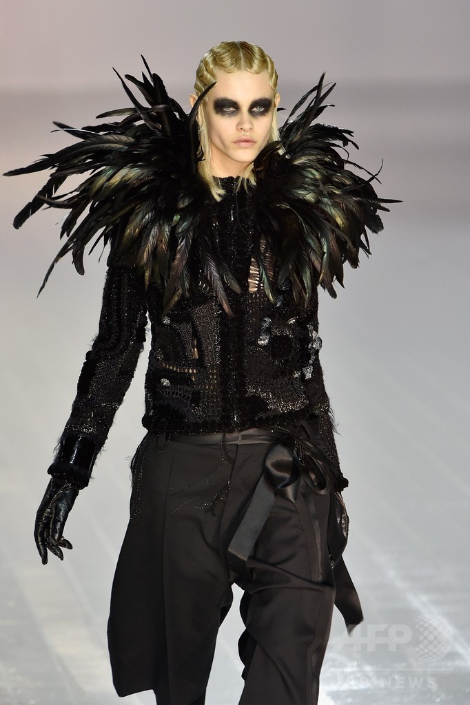 「マーク ジェイコブス」16/17年秋冬コレクション