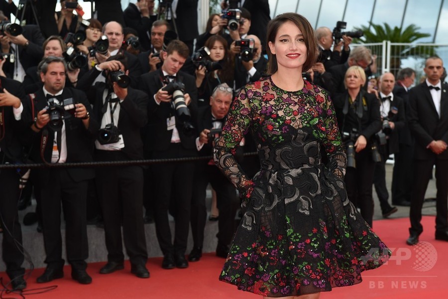 カンヌ3日目、エマ・ストーンにレイチェル・ワイズほか華やかなレッドカーペット