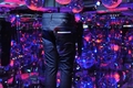 都内・「ジースターロウ（G-STAR RAW）」渋谷店で開催された「G-STAR RAW×TOMOKI SUKEZANE」のローンチパーティにて。祐真氏によるインスタレーション（2012年9月5日撮影）。(c)G-STAR RAW
