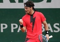 全仏オープンテニス、男子シングルス2回戦。試合中にガッツポーズをするファビオ・フォニーニ（2018年5月31日撮影）。(c)AFP PHOTO / Thomas SAMSON