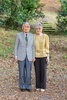 89歳の誕生日を前に、東京都港区の赤坂御用地で上皇さまと写真撮影に臨まれる上皇后美智子さま。宮内庁提供（2023年10月6日撮影、20日提供）。(c)AFP PHOTO / IMPERIAL HOUSEHOLD AGENCY