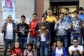 アルゼンチンの聴覚障害者学校で起きた子どもたちへの性的虐待をめぐる裁判の判決を待ちながら、ジェスチャーで訴える被害者やその親族（2019年11月25日撮影）。(c) Andres Larrovere / AFP