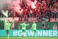 サッカードイツカップ2回戦、VfLボルフスブルク対ボルシア・ドルトムント。ゴールを決めて喜ぶVfLボルフスブルクのヨナス・ヴィン（右、2024年10月29日撮影）。(c)Ronny HARTMANN / AFP