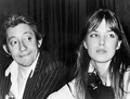 ジェーン・バーキン（右）とセルジュ・ゲンズブール。ベルギー・ブリュッセルにて（1974年2月15日撮影）。(c)BELGA / AFP