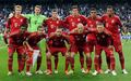 サッカー欧州チャンピオンズリーグ2011-12（UEFA Champions League 2011-12）は25日、準決勝第2戦が行われ、バイエルン・ミュンヘン（Bayern Munich）が2試合合計スコアを3-3として迎えたペナルティーキック（PK）戦でレアル・マドリード（Real Madrid）に3-1で勝利し、決勝進出を決めた。

試合前の写真撮影に臨むバイエルン・ミュンヘンの選手（2012年4月25日撮影）。(c)AFP/CHRISTOF STACHE