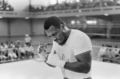 ボクシング元世界ヘビー級王者で、モハメド・アリ（Muhammad Ali）氏と3度対戦したジョー・フレージャー（Joe Frazier）氏が7日、肝臓がんのため死去した。67歳だった。

ジョージ・フォアマン（George Foreman）とのタイトル戦へ向けて練習するジョー・フレージャー（1973年1月撮影）。(c)AFP
&lt;a href=&quot;http://www.afpbb.com/article/sports/sports-others/boxing/2839653/8049427&quot;&gt;&lt;b&gt;＜記事本文へ戻る＞&lt;/b&gt;&lt;/a&gt;