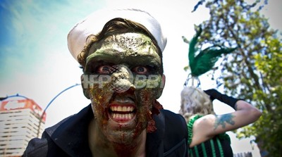 南米チリにもゾンビ襲来 カラフルなウィッグの 元 ピエロも 写真18枚 ファッション ニュースならmode Press Powered By Afpbb News