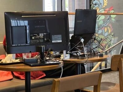 韓国スターバックス、迷惑「カフェ勉強族」対策に本腰…仕切り・マルチタップ使用禁止に