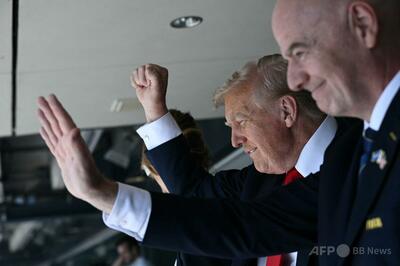 トランプ氏、WSJを訴えると脅迫 エプスタイン元被告への手紙めぐり