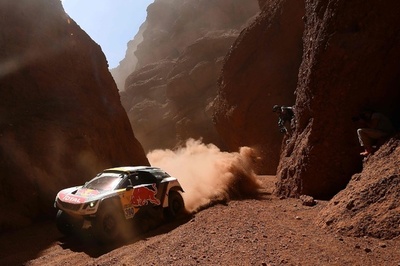 プジョーが表彰台独占、トヨタ勢は大苦戦 ダカールラリー