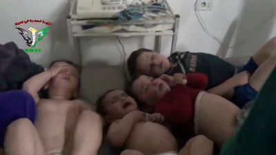 シリア政権が化学兵器使用か、「情報ある」と仏大統領