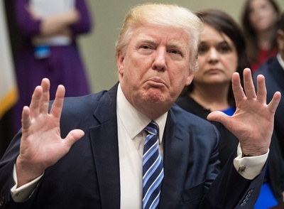 トランプ氏、「ツイッター砲」を自賛 なければ当選なかったかも