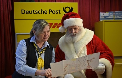 独、クリスマスプレゼントに激怒の少年が警察に通報 「捜査」実施