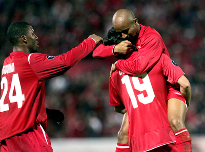 ＜サッカー UEFA杯＞ハポエル・テル・アビブ ホームでレンジャーズに先勝 - イスラエル