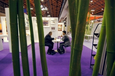 酒にカラオケ、リオ・ティント事件で注目される中国の接待慣行