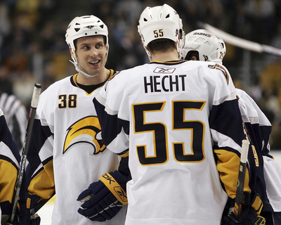 ＜06-07NHL＞セイバーズ ブルーインズに快勝し今季35勝目 - 米国