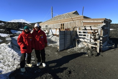 ケリー米国務長官が南極訪問、現職の国務長官として初