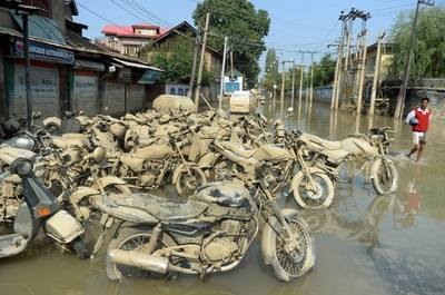 「洪水というより津波」、カシミール地方の洪水 死者480人に