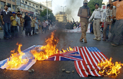 パキスタン国民議会、イラクのアスカリ聖廟への攻撃を激しく非難