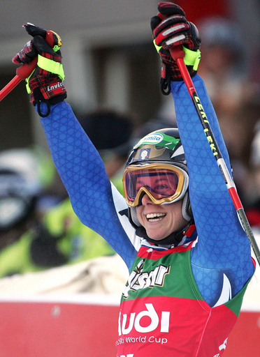 女子大回転・第3戦 デニス・カルボンが3連勝を飾る