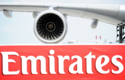 エミレーツ航空、体調不良の乗客乗員10人を病院搬送 米ニューヨーク