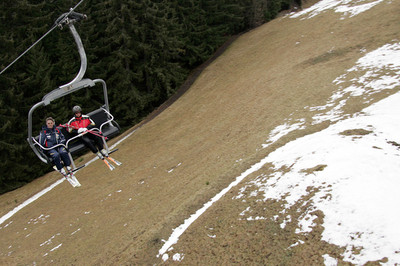 欧州全土で暖冬、スキーリゾートなどに打撃 - スイス