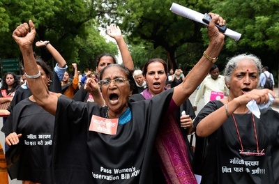 インドの女子大生、同じ加害者らから再び集団レイプ被害