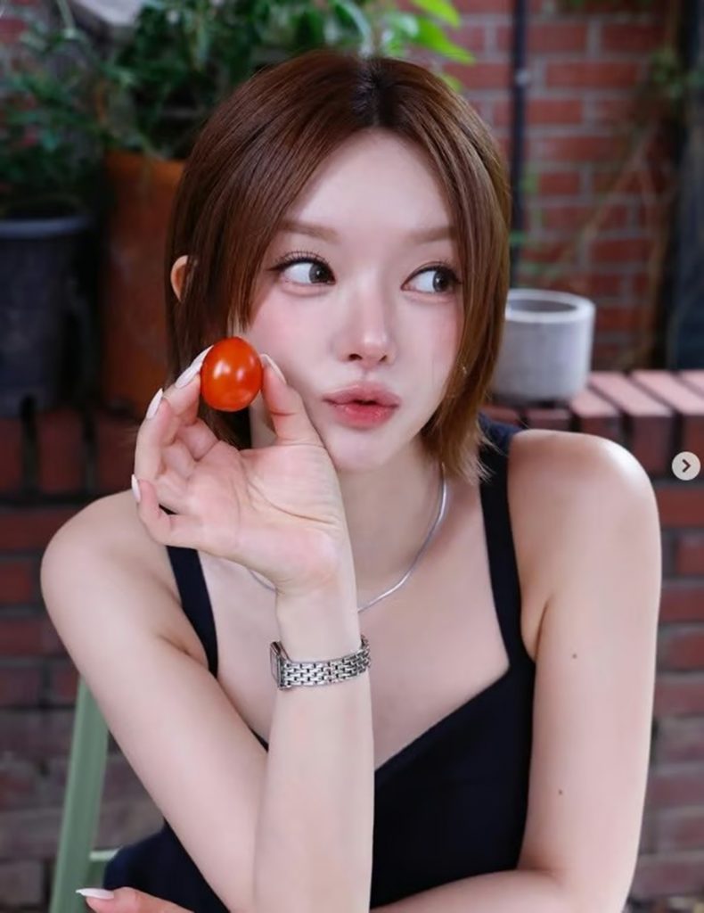 Choa’s SNS (c)STARNEWS