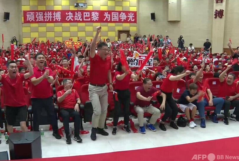 中国代表・樊振東がパリ五輪卓球男子シングルスで金 グランドスラム達成に母校沸く