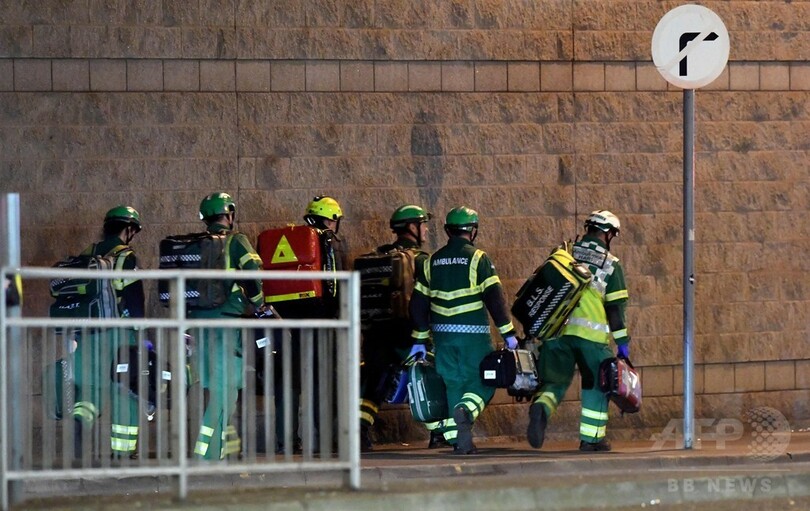 英マンチェスターのコンサート会場で爆発、19人死亡 テロの疑い
