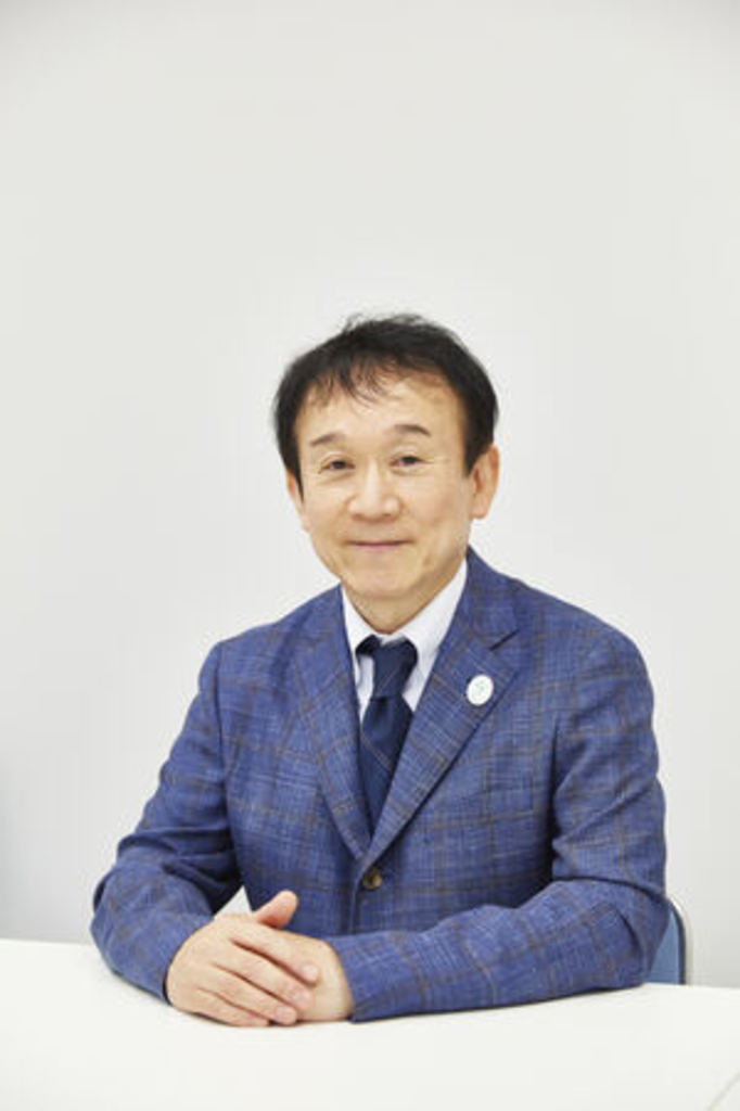 臼井教授が指揮「しあわせ運べるように」が大阪・関西万博で合唱