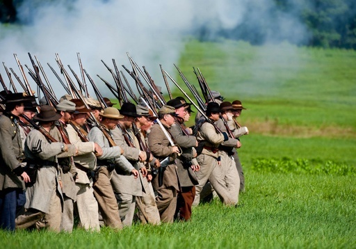 南北戦争「ゲティスバーグの戦い」を再現、米国で150周年 写真14枚