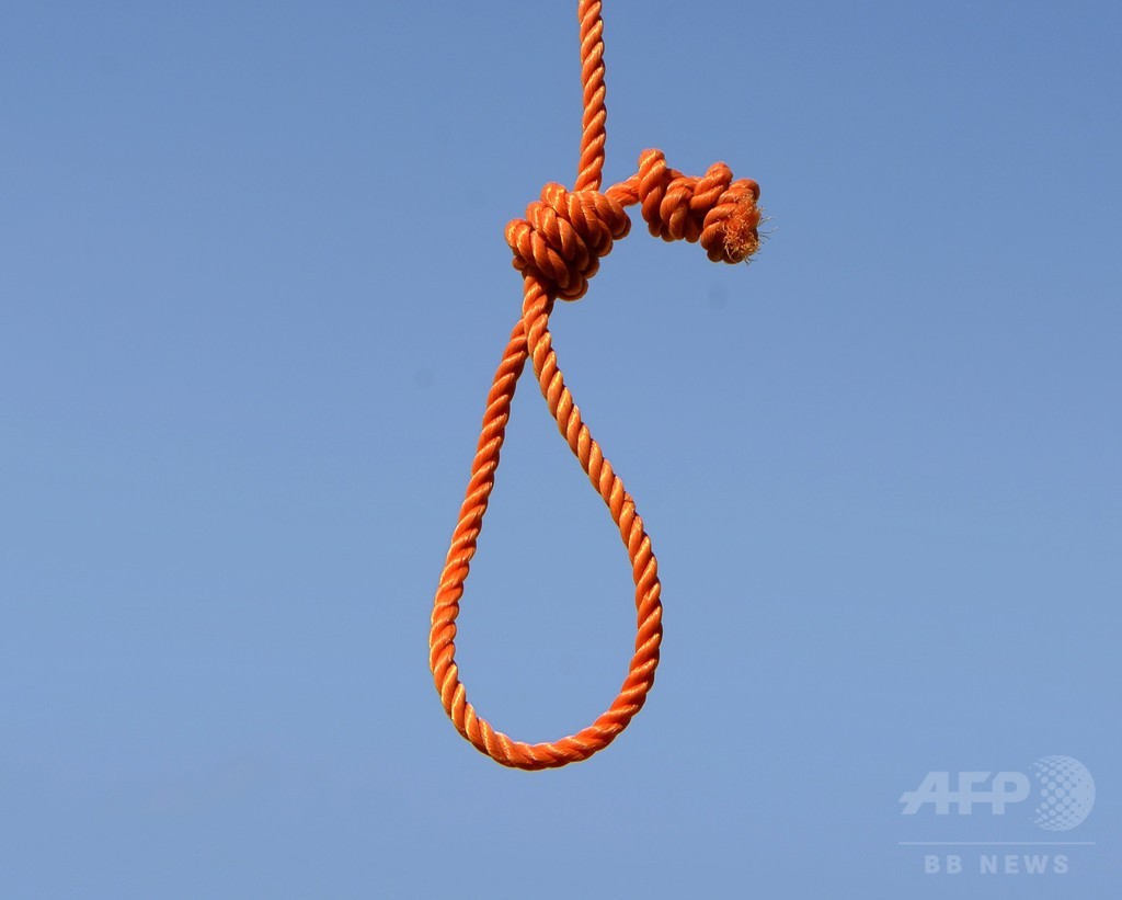 死刑執行人の求人に50人以上応募、失業率9割超のジンバブエ 死刑執行人の求人に50人以上応募、失業率9割超のジンバブエ