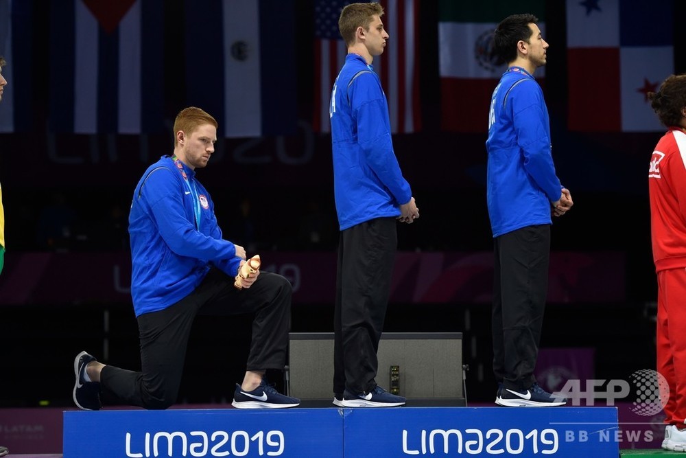 表彰式で抗議の米選手に注意、厳重処分は回避 パンアメリカン大会 写真2枚 国際ニュース：AFPBB News