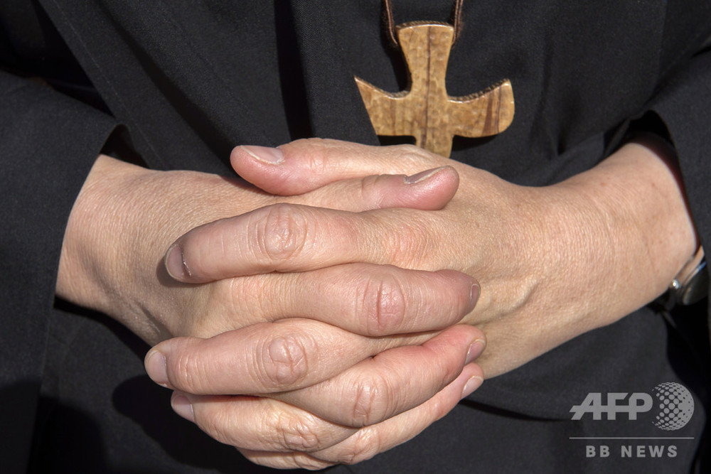 聖職者が修道女を「性奴隷」に、児童虐待問題で揺れる教会に新たな打撃 バチカン