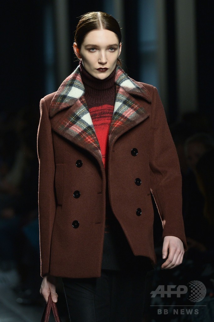 「ボッテガ・ヴェネタ」16/17年秋冬コレクション