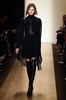 米ニューヨーク市内で発表された「BCBG マックス・アズリア」15/16年秋冬コレクション（2015年2月12日撮影）。(c)AFP/Getty Images/Frazer Harrison