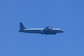 日本海上空を飛行するロシアのIL20情報収集機。防衛省提供（2023年5月25日撮影、公開）。(c)AFP PHOTO / Ministry of Defense