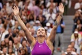 全米オープンテニス、女子シングルス決勝。優勝を喜ぶアリーナ・サバレンカ（2024年9月7日撮影）。(c)TIMOTHY A. CLARY/AFP