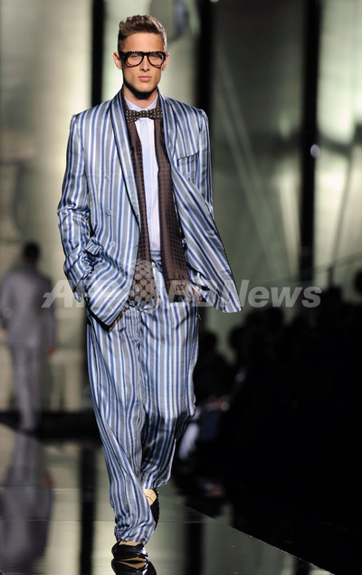 img_c0bea12d53bc5711341cb96557