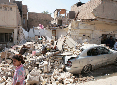 米軍がバグダッド郊外を空爆、民間人14人死亡