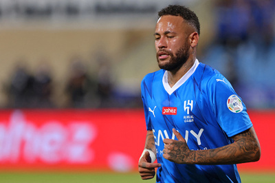 膝負傷のネイマール、サウジ新シーズンの開幕に間に合わず