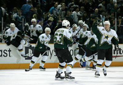 ＜06-07NHL＞スターズ シュートアウトを制し今季30勝目 - 米国