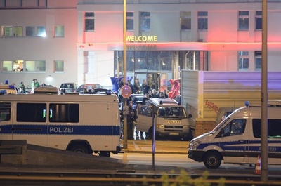 ベルリン最大の売春施設を捜索、6人逮捕 バイカーギャング関与か