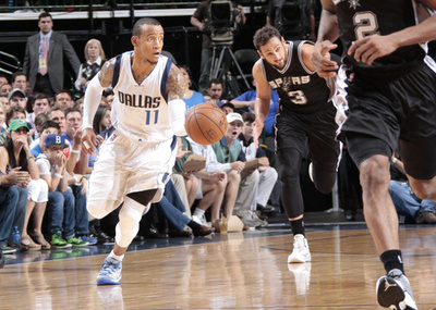 マブス、スパーズを破って順位でも肉迫