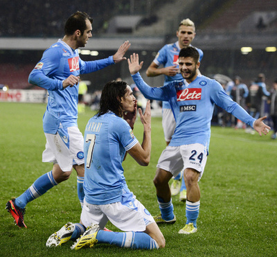 ナポリ、ボローニャに敗れ2位浮上ならず