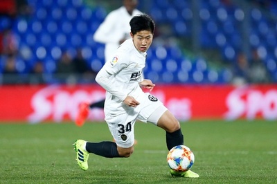 17歳の韓国人選手、バレンシアのトップチームに昇格