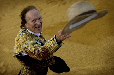 67歳の英国人闘牛士、病気乗り越え4年ぶり現役復帰