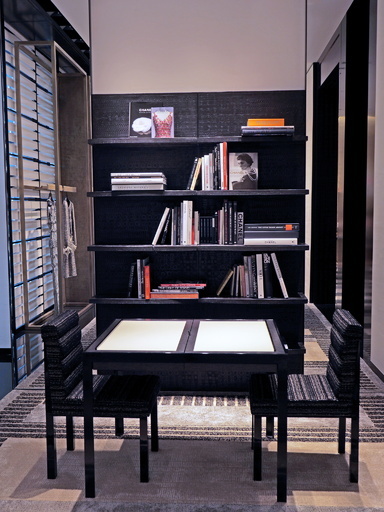 「シャネル銀座」3階がリニューアルオープン、ジャン＝ミシェル・オトニエルのオブジェも